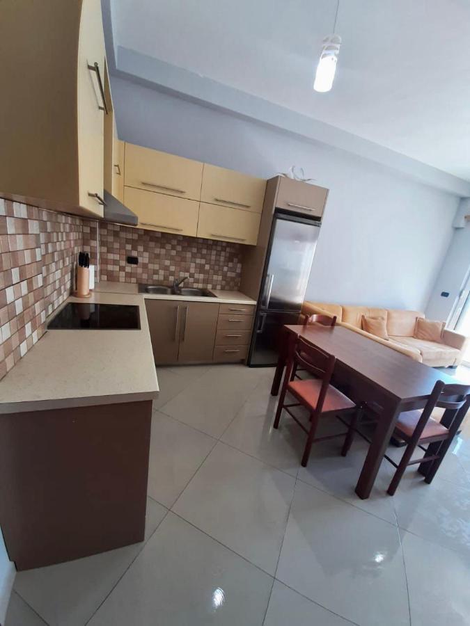 Vjola Appartamento Sarandë